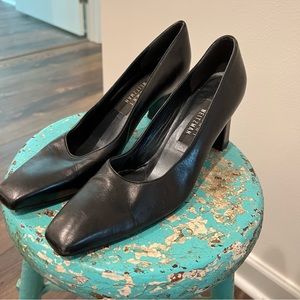 NARROW Vintage Stuart Woman Black Genuine Leather Square Toe Pumps Size 8.5